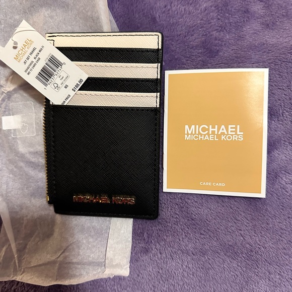 Michael Kors Black and Cream Card Holder - Picture 4 of 5